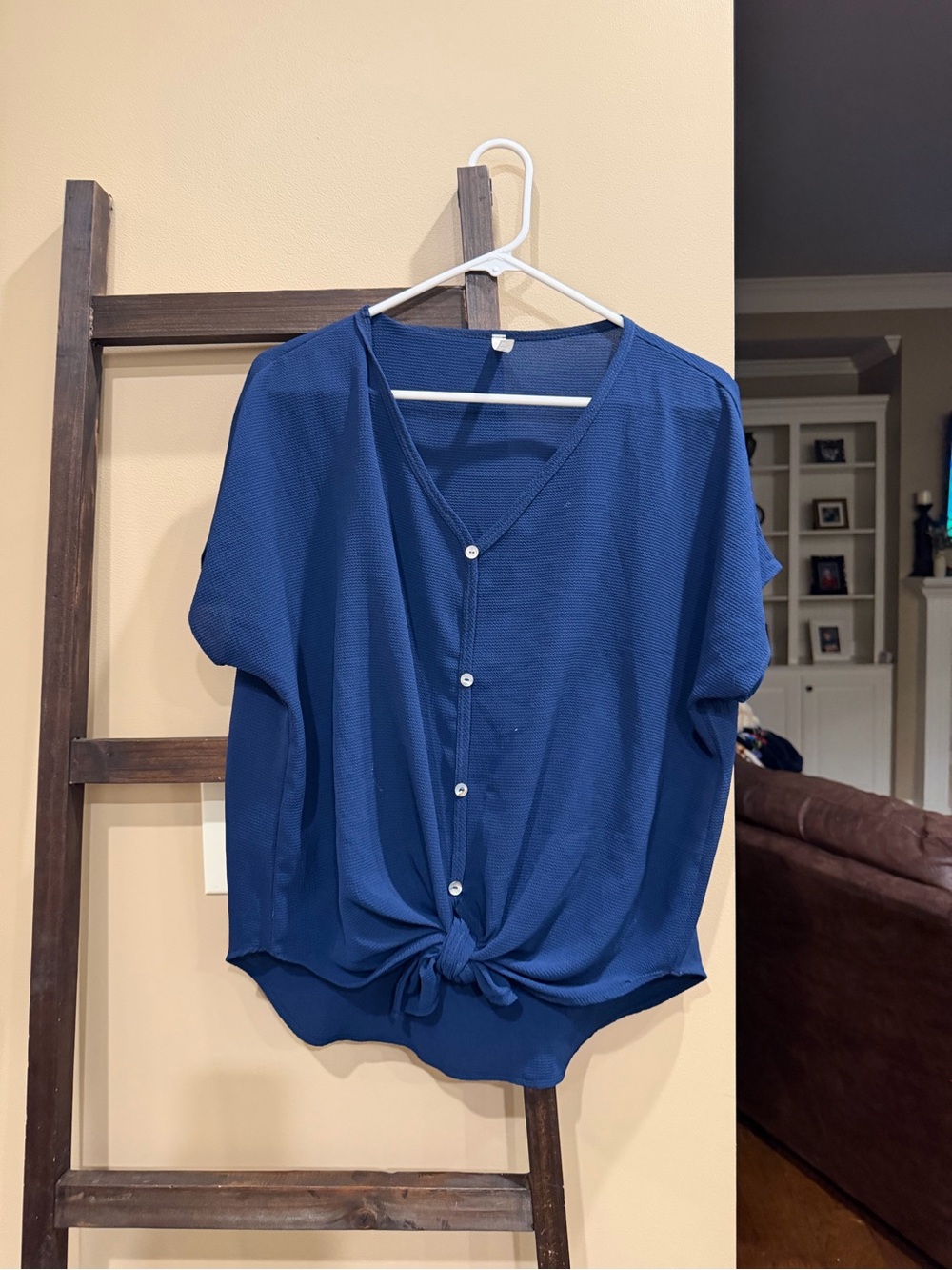 V-Neck Blue Button-Front Tie Hem Blouse
